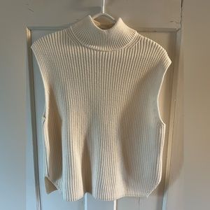Abercrombie sleeveless turtleneck sweater